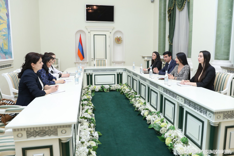 Հայաստանին փոխանցված 13 զինծառայողի դիերի նույնականացման արդյունքները հայտնի կլինեն մոտակա օրերին. Ավանեսյան Հայաստանին փոխանցված 13 զինծառայողի դիերի նույնականացման արդյունքները հայտնի կլինեն մոտակա օրերին. Ավանեսյան