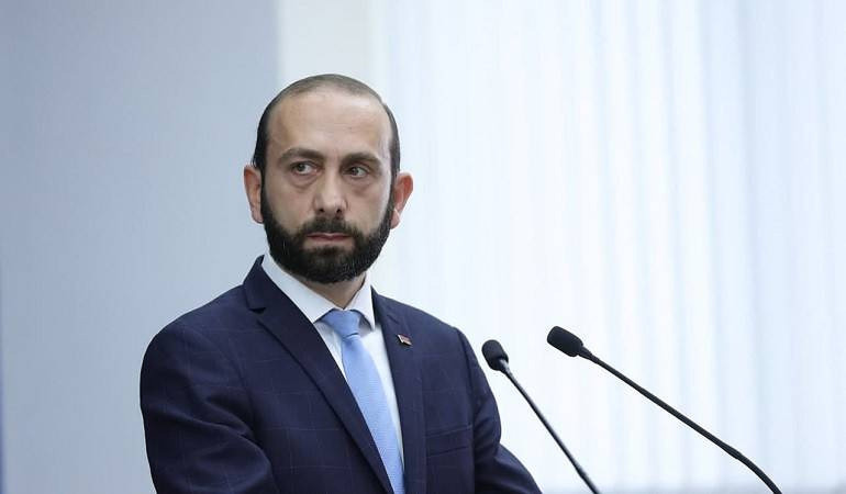 Մինչև տուրիստական սեզոնը ՀՀ-ն ու Թուրքիան կբացեն սահմանները երրորդ երկրների քաղաքացիների համար. Արարատ Միրզոյան Մինչև տուրիստական սեզոնը ՀՀ-ն ու Թուրքիան կբացեն սահմանները երրորդ երկրների քաղաքացիների համար. Արարատ Միրզոյան