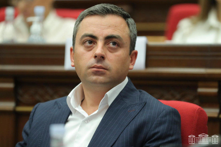 Ազգային ժողով չի, «բիսեդկա» է․ Իշխան Սաղաթելյան