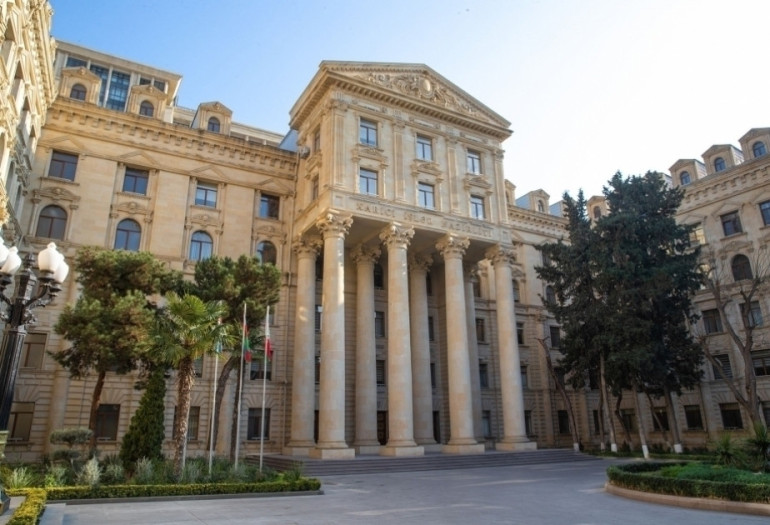 Ադրբեջանի ԱԳՆ-ն կոչ է արել իր քաղաքացիներին առանց հրատապ անհրաժեշտության չայցելել Իրան