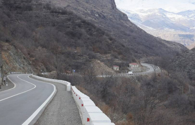 Ալավերդի-Սանահին-Սարահարթ ճանապարհահատվածին գործում են երթևեկության սահմանափակումներ. Գորիսի տարածաշրջանում մառախուղ է