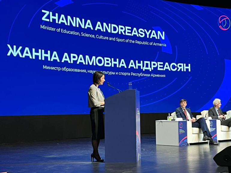 Համավարակը օրակարգային դարձրեց կրթության վերափոխման խնդիրը․ ԿԳՄՍ նախարար