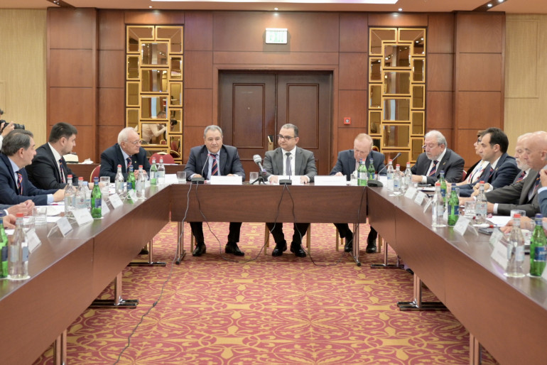 Համահայկական խաղերի շարունակական անցկացումն իր կարևոր ներդրումը կունենա Սփյուռքի տարբեր համայնքների երիտասարդությանը հայրենիքում միավորելու գործում. փոխվարչապետ