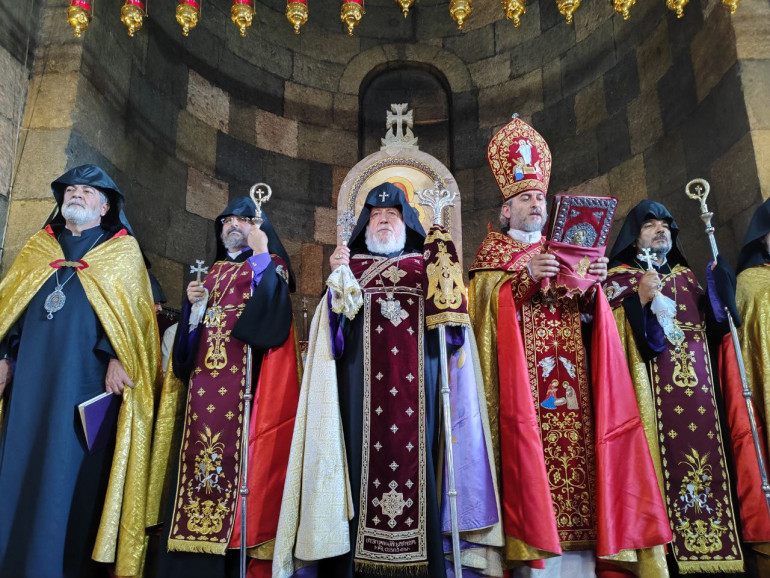 Գարեգին Բ-ն  Սուրբ Գայանե վանքում մասնակցել է Կաթողիկե Սուրբ Էջմիածնի տոնի կապակցությամբ պատարագին (լուսանկարներ)