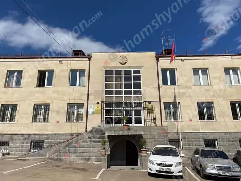 Տավուշում ՊՆ N զորամասի շտաբի պետն ու ընկերները հարվածել ու հայհոյել են պարեկներին․ Shamshyan.com