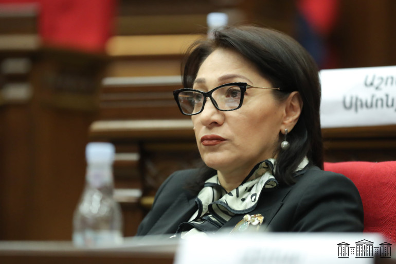 ԱԺ-ն ընդունեց ընդդիմադիր պատգամավոր Լիլիթ Գալստյանի ներկայացրած նախագիծը