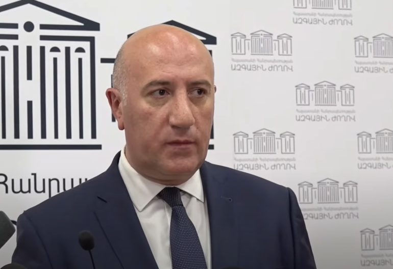 Արդեն սովորել ենք այս իրավիճակում ապրելուն, խուճապի կարիք չկա․ պաշտպանության փոխնախարարը՝ Երասխի կրակոցների մասին