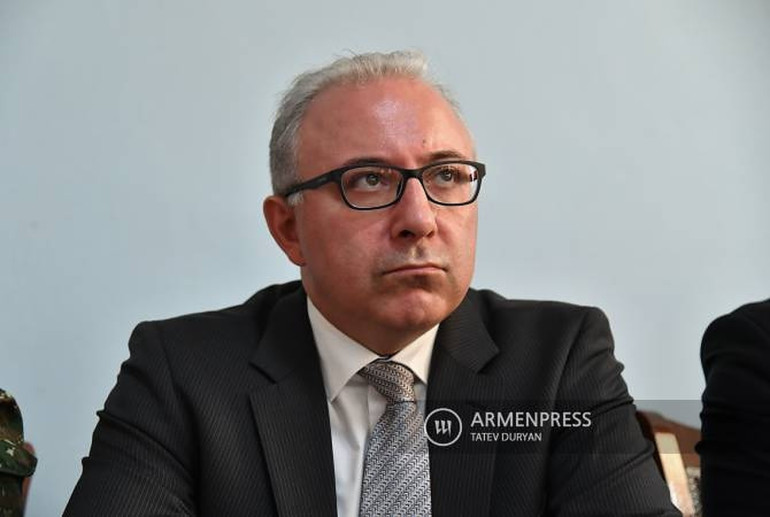 ԵՄ-ի և ԱՄՆ-ի հետ երկխոսությամբ և ՌԴ-ի հետ աշխատանքով Հայաստանը ձգտում է տնտեսությունը զերծ պահել պատժամիջոցներից. ԱԳ փոխնախարարը՝ POLITICO-ին