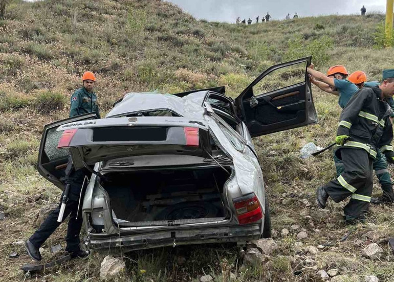 Երևան-Սևան ճանապարհին մեքենան գլորվել է ձորը, կա տուժած