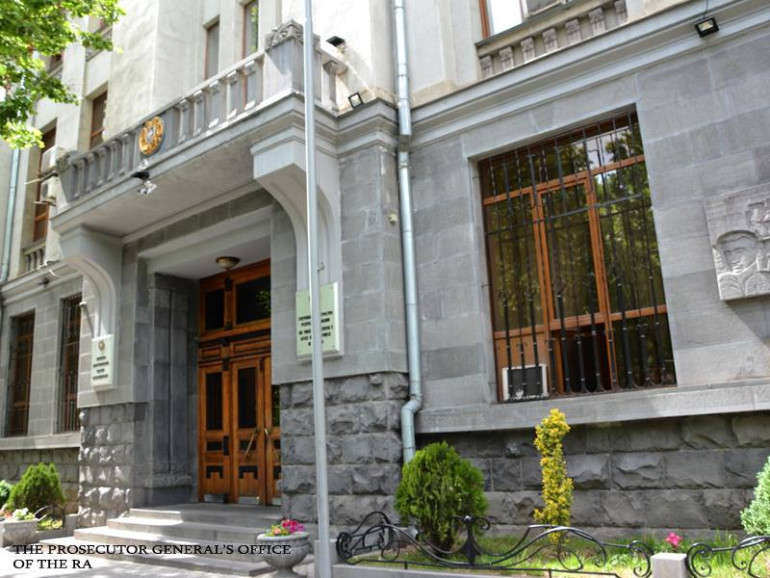 Դատախազությունը Սնանկության դատարանի աշխատակազմի նախկին ղեկավարից պահանջում է բռնագանձել 5 անշարժ գույք և շուրջ 150 մլն դրամ