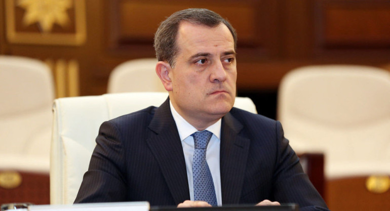 Բայրամովը մեկնել է ԱՄՆ՝ Միրզոյանի հետ բանակցությունների
