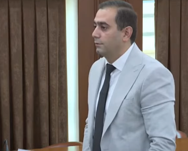 «Երևանի աղբահանություն և սանիտարական մաքրում» հիմնարկի տնօրեն է նշանակվել Բագրատ Աղաջանյանը