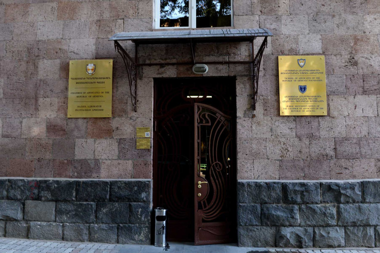 Փաստաբանների պալատը դեմ է քրեական օրենսգրքում լրացում կատարելու մասին օրենքի նախագծին