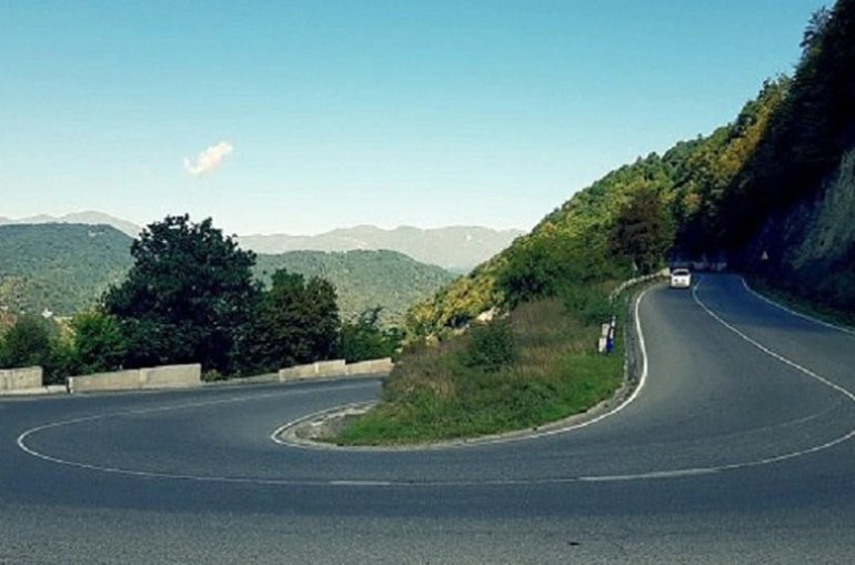 Ալավերդի-Սանահին-Սարահարթ ճանապարհահատվածին գործում են երթևեկության սահմանափակումներ․ Լարսը բաց է