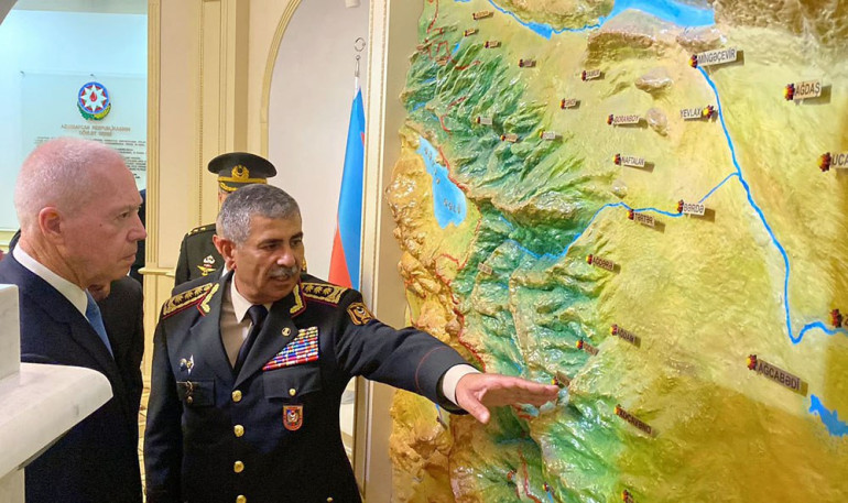 Ադրբեջանի ՊՆ ղեկավարը հանդիպել է Իսրայելի պաշտպանության նախարարի հետ