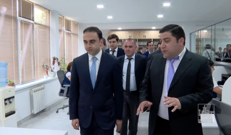 Արդիականացվել է «Մեկ պատուհան» համակարգը, արաբկիրցիները այսուհետ բոլոր հարցերի պատասխանները կստանան նորացված համակարգով (տեսանյութ)