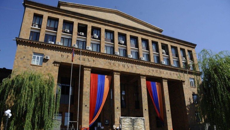 ԵՊՀ ընդունվել է 2156 ուսանող, թափուր է մնացել 349 տեղ