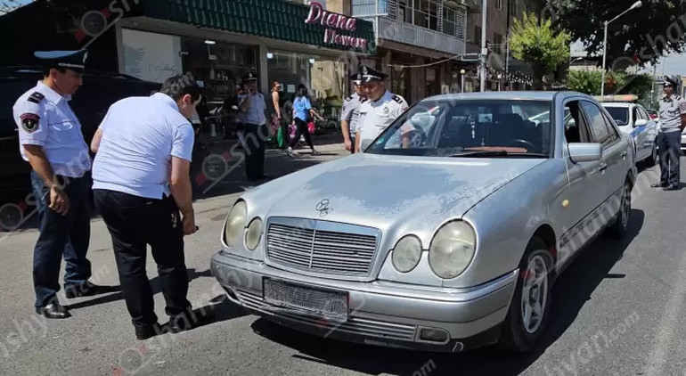 Արտաշատում Mercedes-ով վրաերթի են ենթարկվել 15-ամյա տղաներ. Shamshyan.com