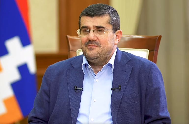 Երկխոսությունը ստիպողաբար չի լինում, կարծես լուռ համաձայնություն կա, որ մեզ թողնեն Ադրբեջանի հետ մեն-մենակ. Արցախի նախագահ