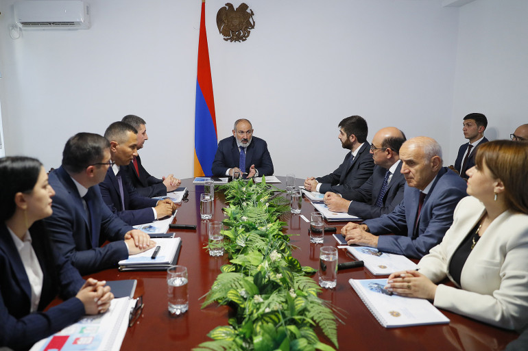 Փաշինյանին է ներկայացվել Սյունիքի մարզպետարանի 2022թ. գործունեության հաշվետվությունն ու ընթացիկ ծրագրերը