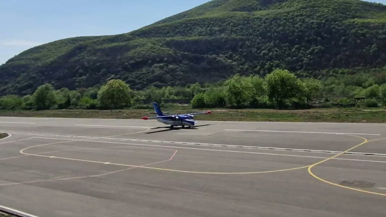 Ադրբեջանցները կրկին թիրախավորել են «Սյունիք» օդանավակայանը, հյուրերին շտապ տարհանել են․ Գոռ Ծառուկյան