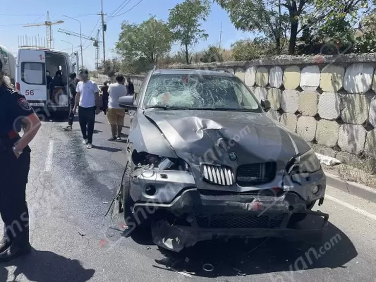 1 զոհ, 2 վիրավոր. Դավիթ Բեկի պողոտայում բախվել են BMW-ն և Opel-ը. Shamsyan.com