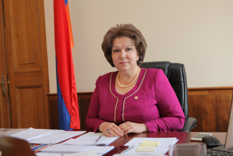 Հերմինե Նաղդալյանի ընկերության հետ 199 մլն դրամի պայմանագիր է կնքվել ճանապարհների նորոգման համար. Hetq.am