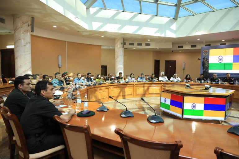 Սուրեն Պապիկյանն ընդունել է Հնդկաստանի ազգային պաշտպանական քոլեջի պատվիրակությանը