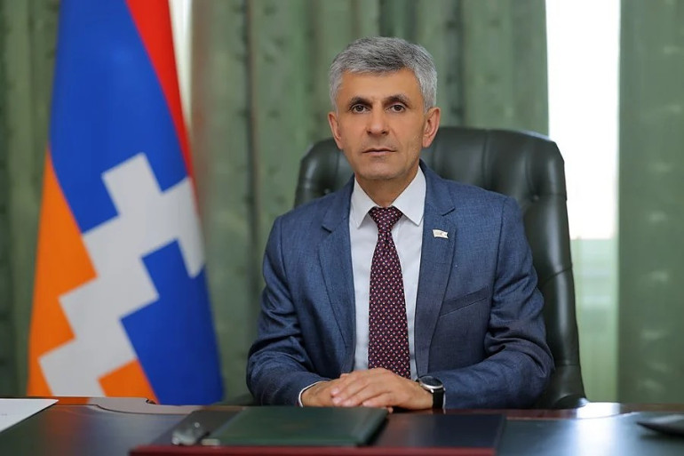 Արցախի ժողովրդի յուրաքանչյուր մասնիկ՝ դպրոցականից մինչև վաստակավոր ուսուցիչ ու դասախոս, լծված են պայքարի՝ ազատ ու անկախ հայրենիք ունենալու իրավունքի համար․ ԱՀ ԱԺ նախագահի ուղերձը