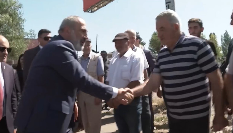 «Ես մտածում էի Աշոցքում ցուրտ կլինի, բայց լավ էլ շոգ է». Փաշինյան (տեսանյութ)