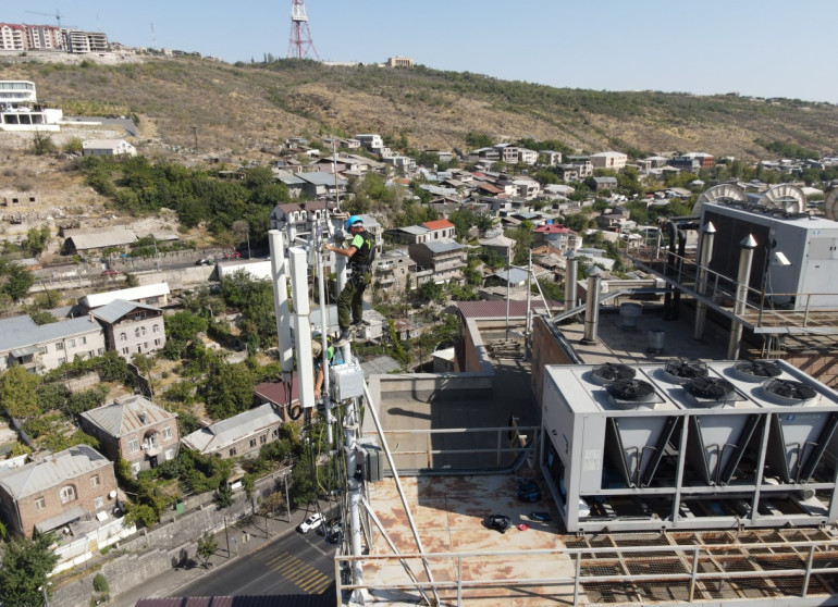 Ucom-ը շարունակում է արդիականացնել շարժական ցանցը