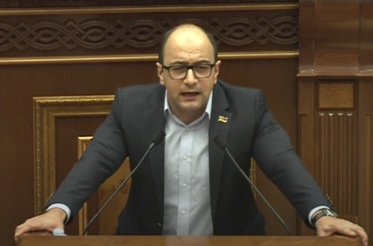 Փաշինյանը Նոյը չէ, տապան չունի, դեռ ժամանակ ունեք, շուտով, երբ հնչի զանգը, կլինի գործողությունների ժամանակը. Մամիջանյանը՝ ՔՊ-ականներին (տեսանյութ)