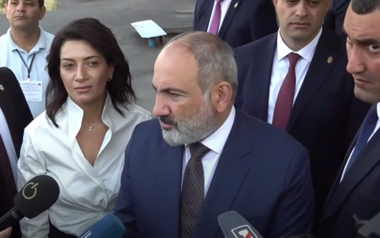 Փաշինյանը մանրամասնել է, թե ինչ է գրել Պուտինին ուղղված նամակում (տեսանյութ) Փաշինյանը մանրամասնել է, թե ինչ է գրել Պուտինին ուղղված նամակում (տեսանյութ)