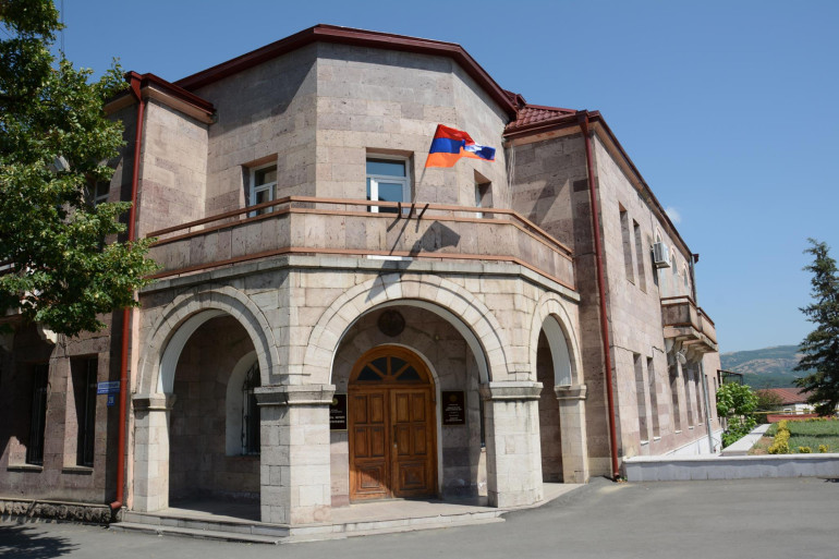 Արցախը շարունակում է պաշարված մնալ՝ զրկված լինելով ՀՀ-ից գազի ու էլեկտրաէներգիայի մատակարարումներից․ ԱՀ ԱԳՆ հայտարարությունը Արցախ հումանիտար բեռ ուղարկելու կապակցությամբ