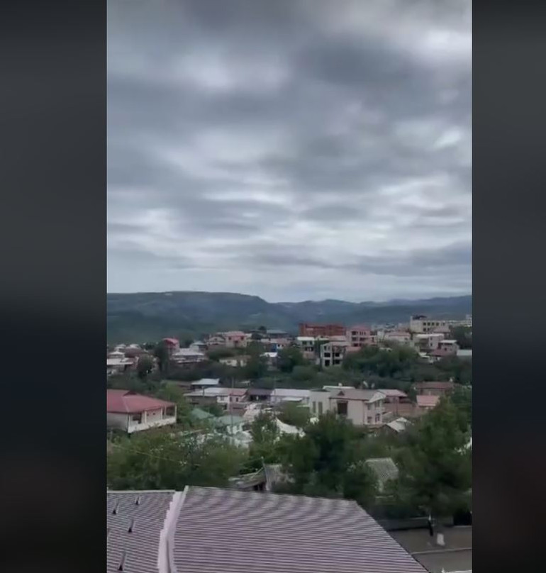 Ադրբեջանը այս պահին տարբեր ռազմական օբյեկտների ուղղությամբ, տարբեր միջոցներով, զինшտեսակներով կրшկ է բացել. Աբրահամյան