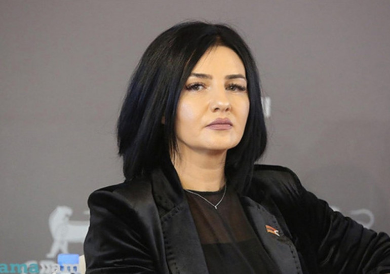 Կարծում էինք` միայն Ասկերանի ուղղությունից են կրшկոցները, սակայն ձայնով հասկանում եմ, որ նաև Շուշիի կողմից են կրшկում. Մետաքսե Հակոբյան