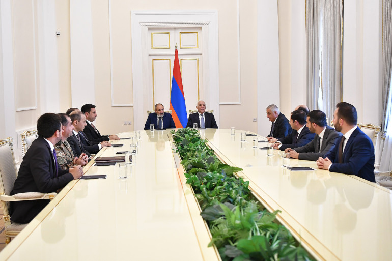 Նիկոլ Փաշինյանի գլխավորությամբ տեղի է ունեցել Անվտանգության խորհրդի արտահերթ նիստ