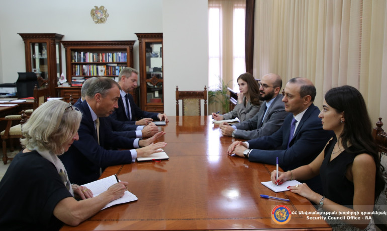 Արմեն Գրիգորյանն ընդունել է Տոյվո Կլաարին