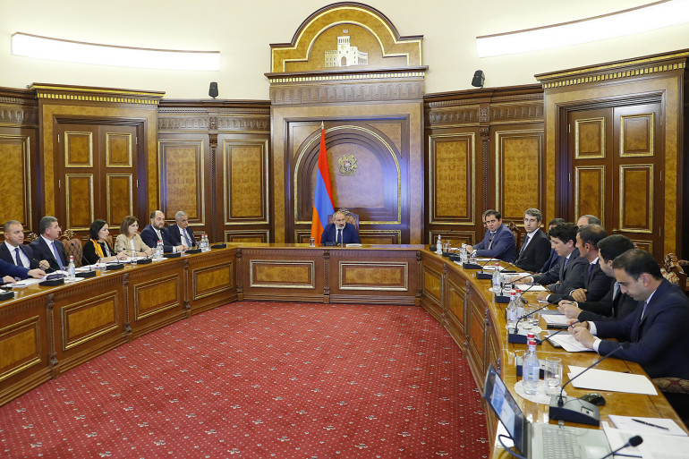 ՀՀ վարչապետի գլխավորությամբ քննարկվել է 2024թ. պետբյուջեի նախագծի մակրոտնտեսական և հարկաբյուջետային  շրջանակը