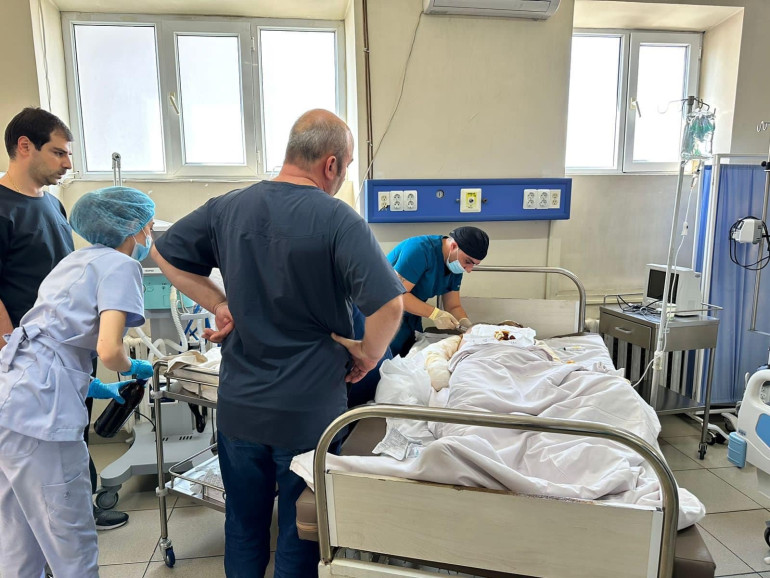 Արցախում պшյթյունի հետևանքով տուժած 7 քաղաքացի արդեն  «Այրվածքաբանության և մաշկաբանության ազգային կենտրոնում» է (լուսանկարներ)