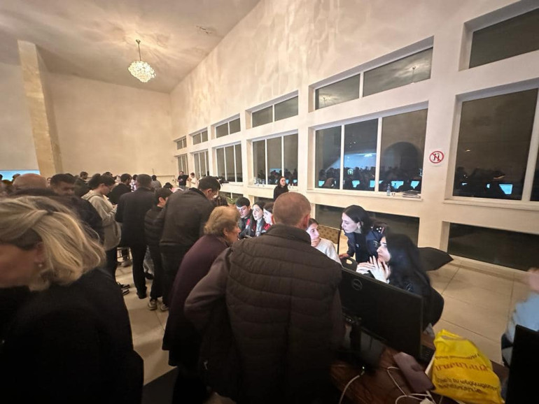 Արցախից տեղահանված 20,270 անձ արդեն ստացել է հաշվառում, տեղի է ունենում տեղաբաշխում