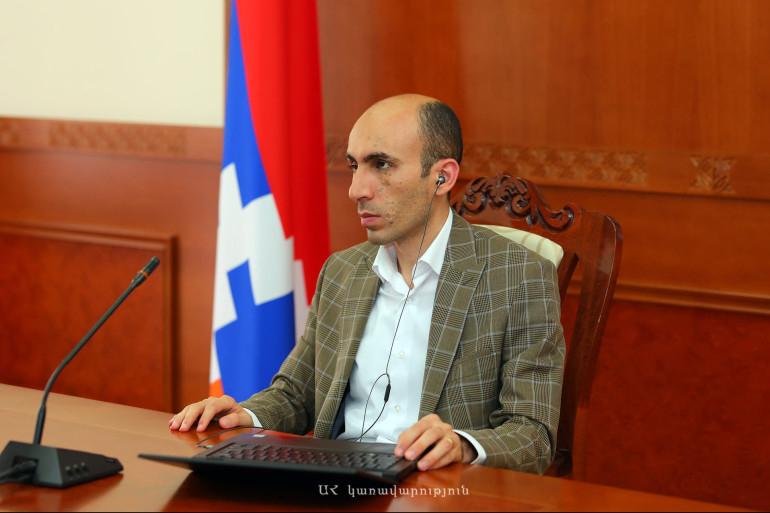 Որևէ նախագահ իրավունք չունի լուծարել ժողովրդի կողմից հանրաքվեով ձևավորված հանրապետությունը․ Արտակ Բեգլարյան Որևէ նախագահ իրավունք չունի լուծարել ժողովրդի կողմից հանրաքվեով ձևավորված հանրապետությունը․ Արտակ Բեգլարյան