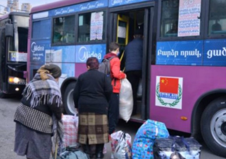 Երևանի քաղաքապետարանից այլևս ավտոբուսներ չեն մեկնելու Ստեփանակերտ, քաղաքում մնացած արցախցիների տեղափոխումը կիրականացվի մասնավոր ավտոբուսներով