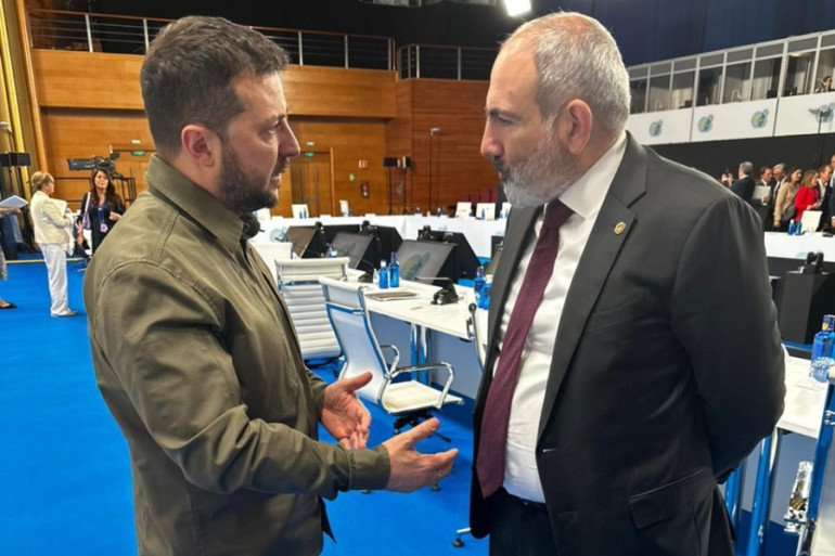 Մեր առաջին հանդիպման ընթացքում ես և Փաշինյանը կենտրոնացել ենք Կովկասում անվտանգային իրավիճակի վրա. Զելենսկին Գրանադայից լուսանկար է հրապարակել