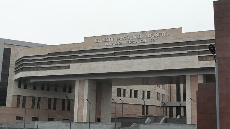Վանաձորում շմոլ գազից թունավորման դեպք է արձանագրվել․ հոսպիտալացվել չորս քաղաքացի, այդ թվում՝ երեխա․ Shamshyan.com