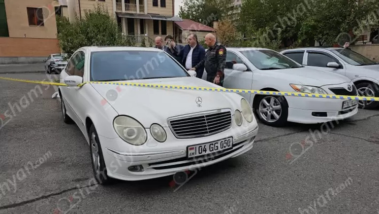 Կրակոցներ՝ Երևանի Աջափնյակ վարչական շրջանի դատարանի բակում․ Shamshyan.com