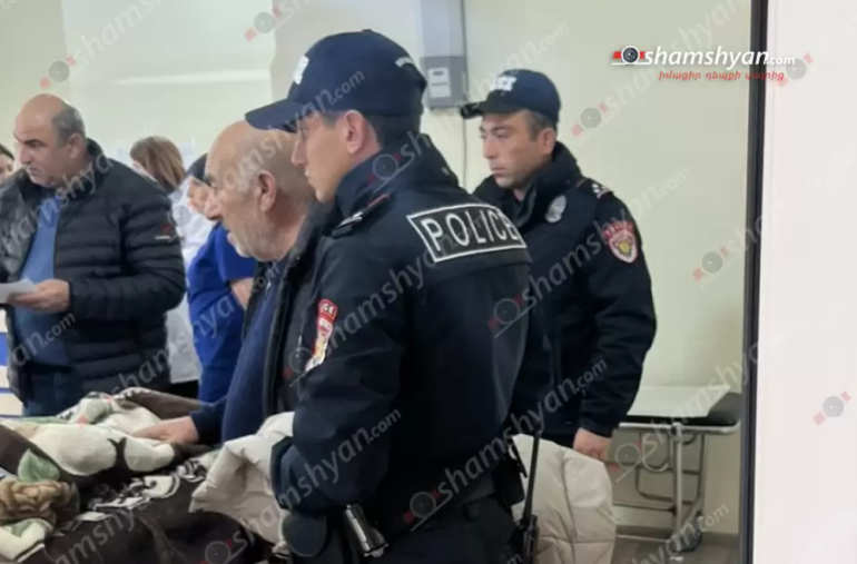 Երեխաների և ուսուցիչների մոտ անսովոր հազ է սկսվել, պատճառը դեռ չեն կարողանում պարզել․ Մուսալեռի դպրոցի տնօրեն Երեխաների և ուսուցիչների մոտ անսովոր հազ է սկսվել, պատճառը դեռ չեն կարողանում պարզել․ Մուսալեռի դպրոցի տնօրեն