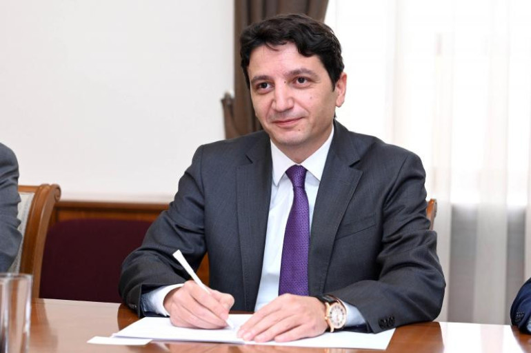 Փաշինյանը 5 օրով  արձակուրդ է ուղարկում Ֆինանսների նախարարին