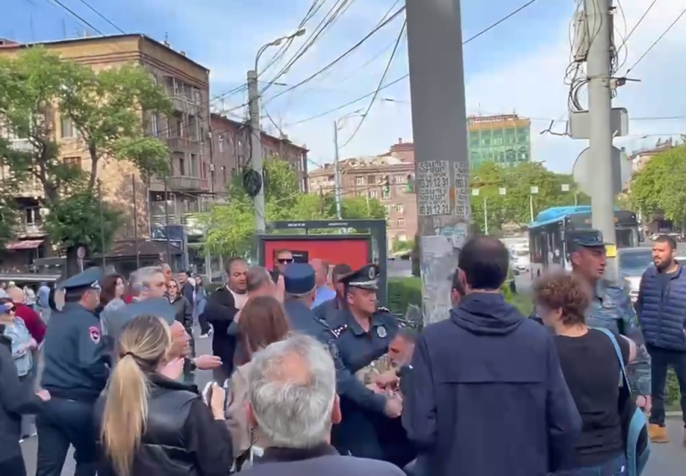 Երևանում բերման ենթարկված բոլոր ցուցարարներն ազատ են արձակվել. ՆԳՆ Երևանում բերման ենթարկված բոլոր ցուցարարներն ազատ են արձակվել. ՆԳՆ