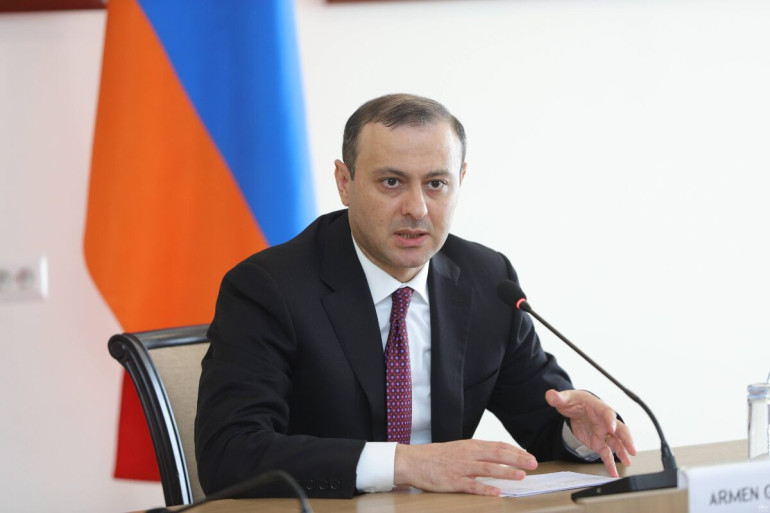 Մենք չենք խնդրել ՌԴ-ին, որ ռուս սահմանապահները մնան ՀՀ-ում․ Արմեն Գրիգորյան Մենք չենք խնդրել ՌԴ-ին, որ ռուս սահմանապահները մնան ՀՀ-ում․ Արմեն Գրիգորյան